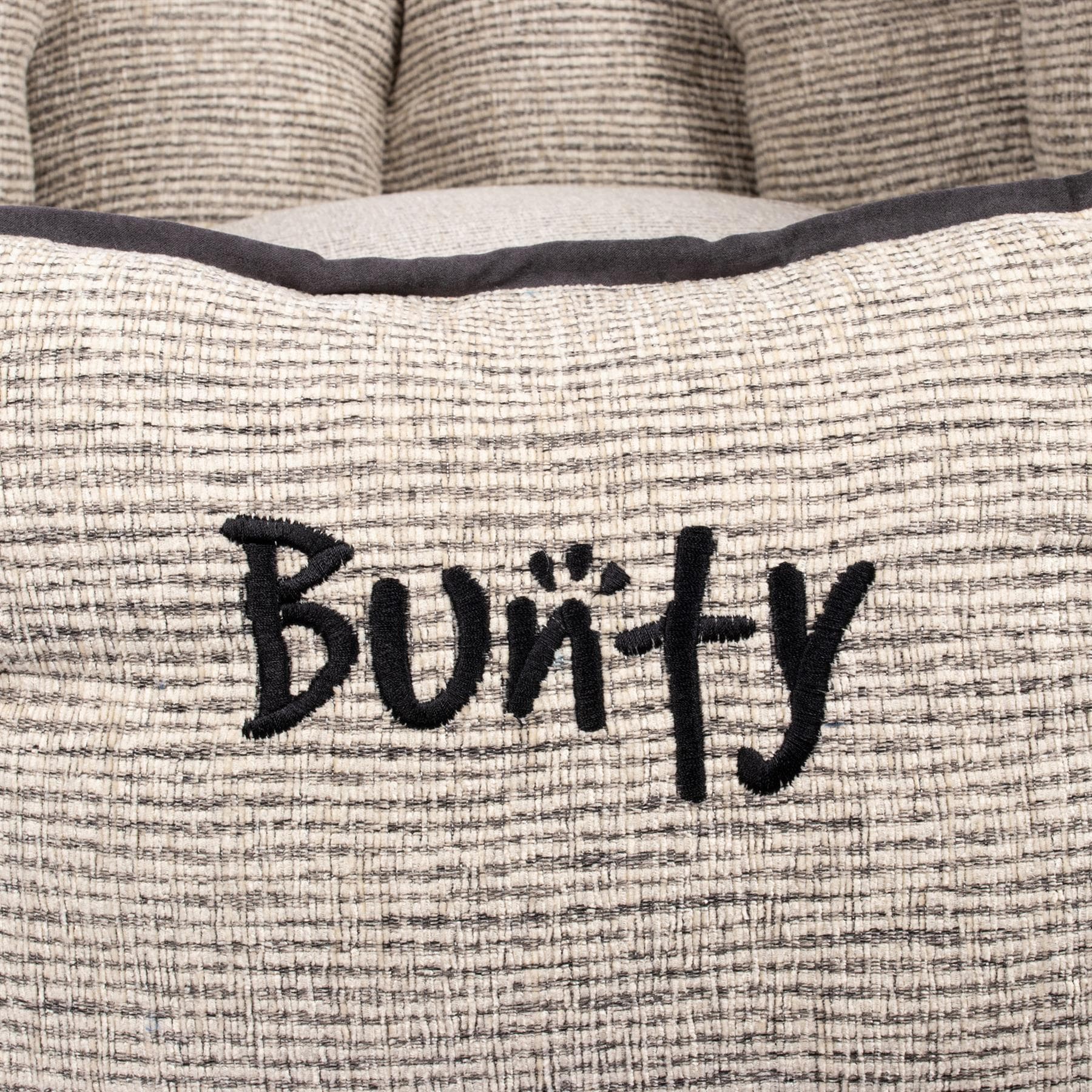 Bunty Regal Oval Deep Sided Dog Bed - Image 6