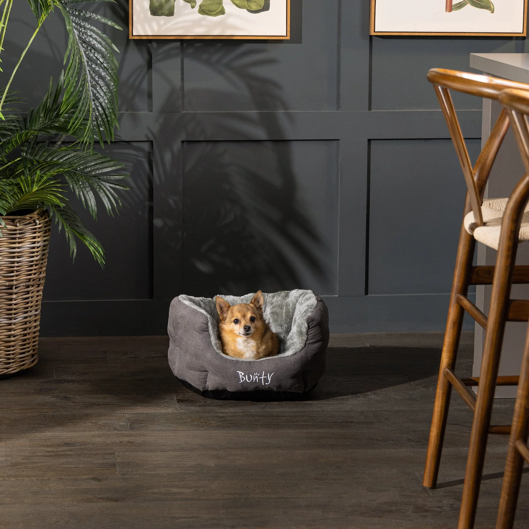 Bunty Polar Dog Bed - Image 12